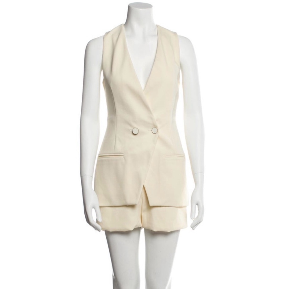 Chic Cream Sleeveless Romper